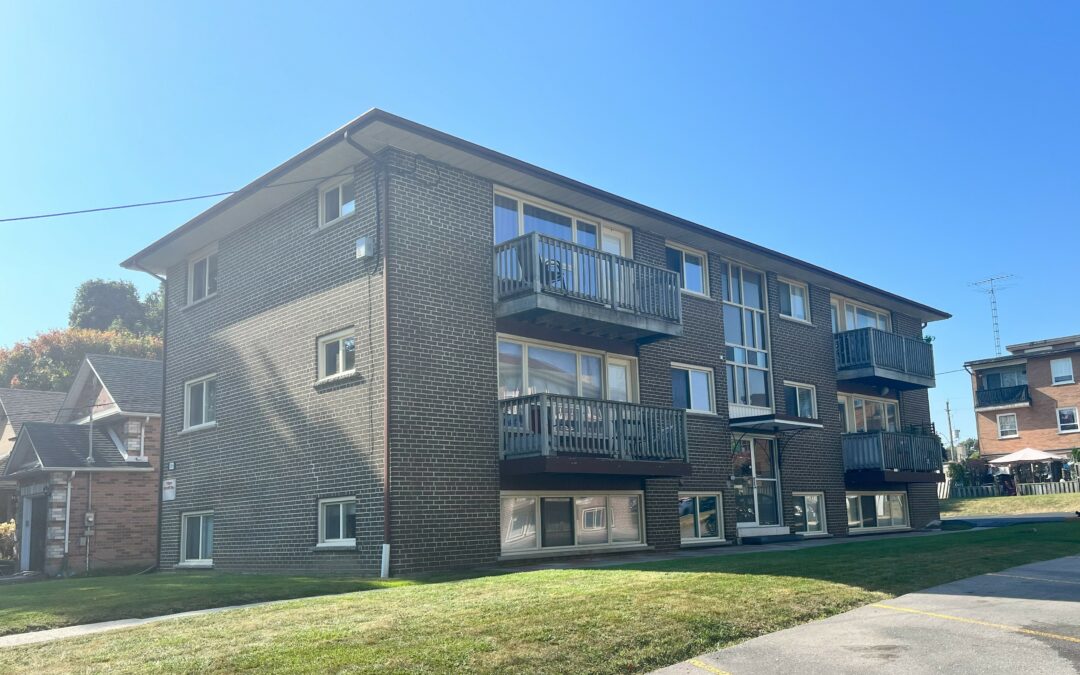 6 Units in Whitby
