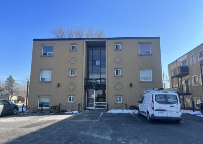 12 Units in Whitby