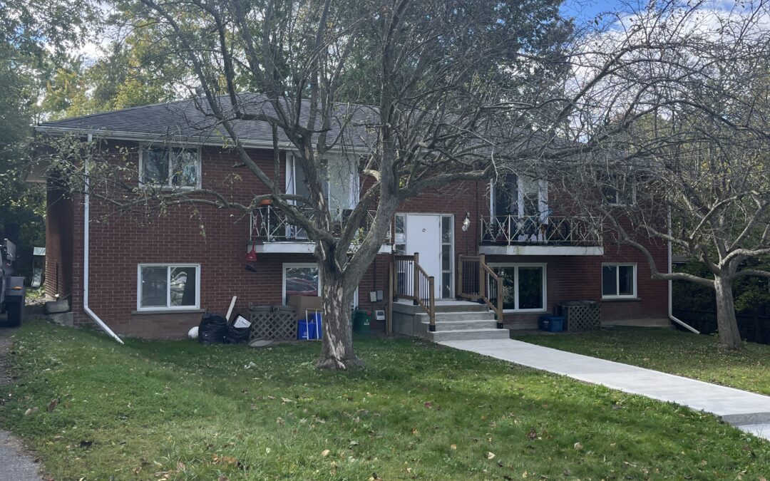 4 Units in Brantford