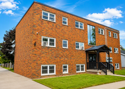106 Lorne Ave